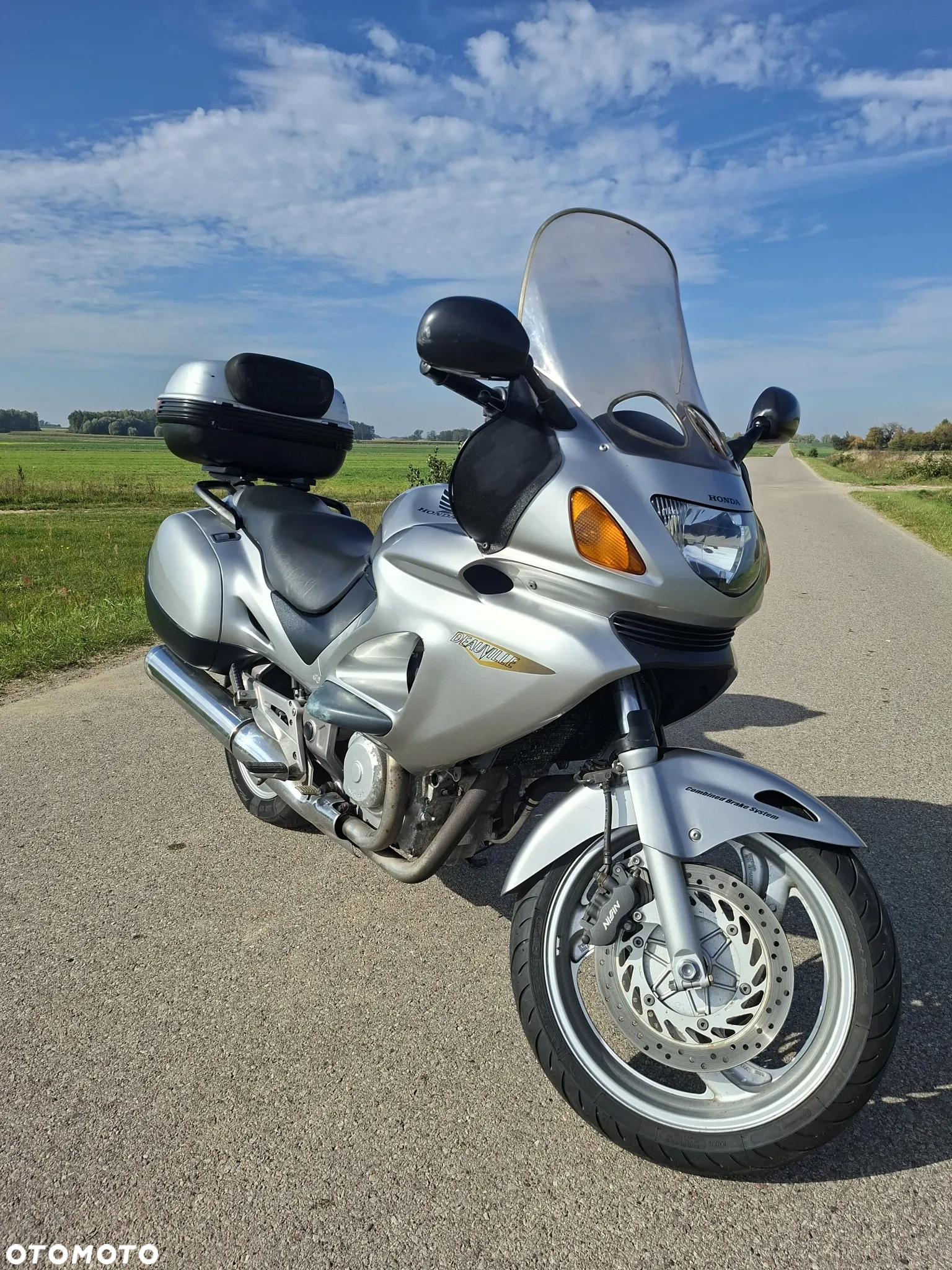 Honda NT650V Deauville